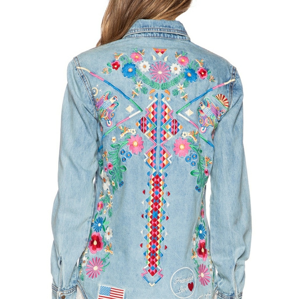 ✨Embroidered Boho Denim Jacket✨